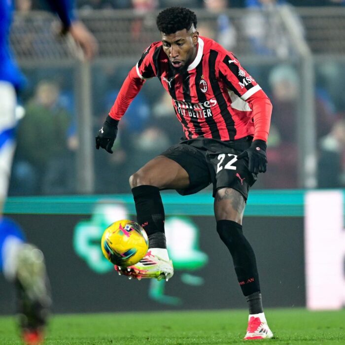 Palmeiras tem interesse na contratação do lateral Emerson Royal