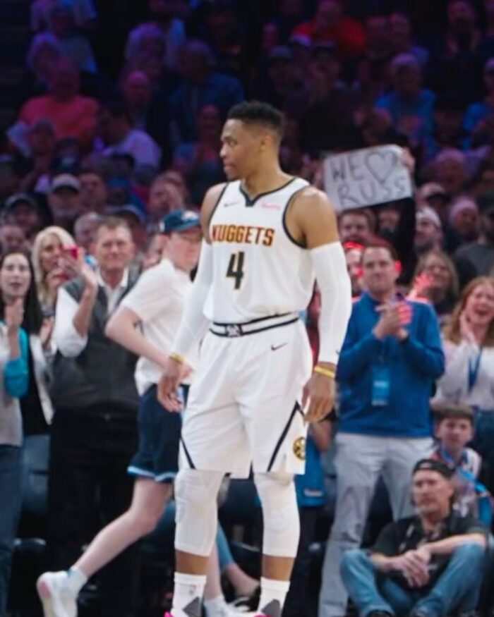 Em noite inspirada, Westbrook torna-se o 20º maior pontuador da história da NBA