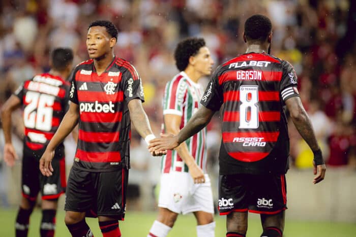 Gerson fica à disposição do Flamengo