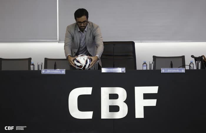 CBF tem quatro nomes para assumir a Seleção Brasileira, afirma Rizek