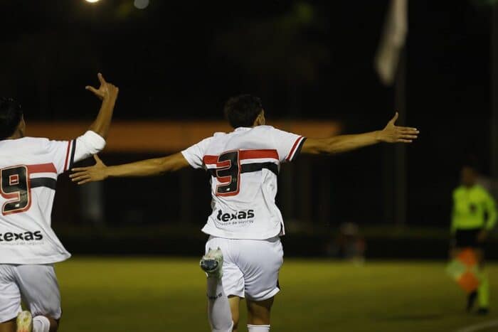 Zagueiro do São Paulo atrai interesse da Europa