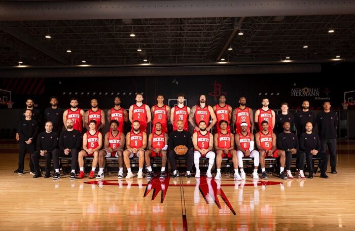 Rockets sai da fila após cinco anos e está de volta aos playoffs da NBA