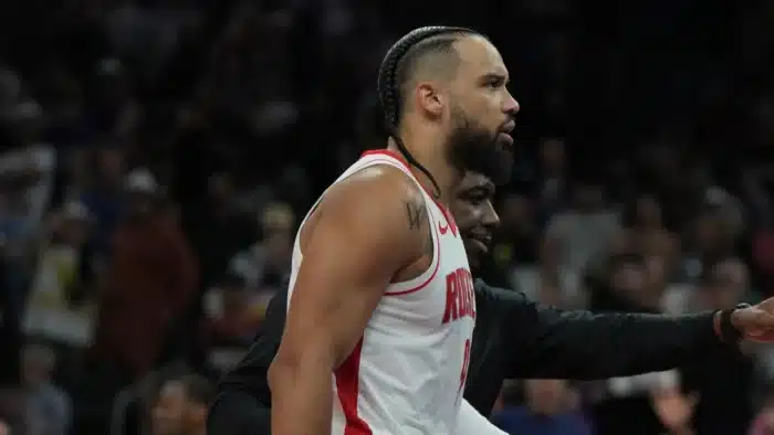 Brooks é suspenso por um jogo pela NBA