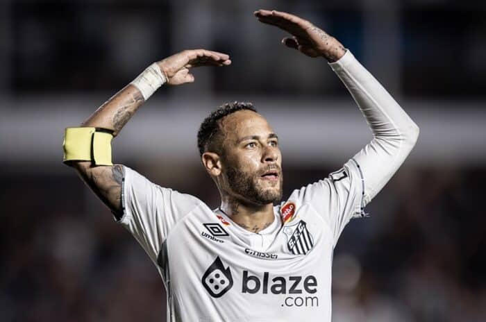 Santos planeja antecipar retorno de Neymar aos gramados
