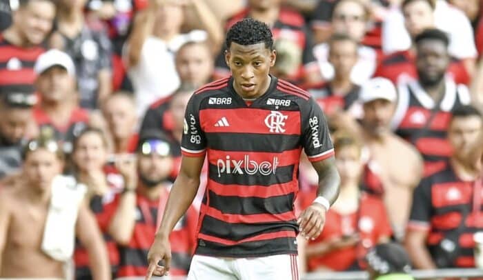 Gonzalo Plata tem lesão confirmada no joelho e vira desfalque no Flamengo