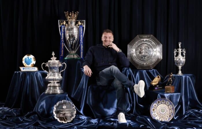 Vardy acerta saída do Leicester e gera comoção na Inglaterra