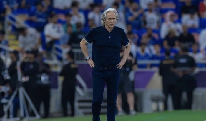 Seleção brasileira aguarda rescisão de Jorge Jesus no Al-Hilal para avançar pelo técnico