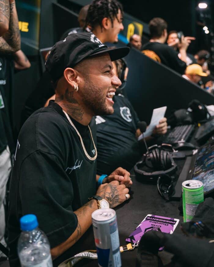 Enquanto o Santos é derrotado na estreia do Brasileirão, Neymar comemora vitória na Kings League