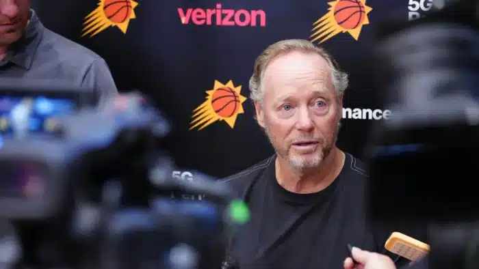 Phoenix Suns demite Mike Budenholzer