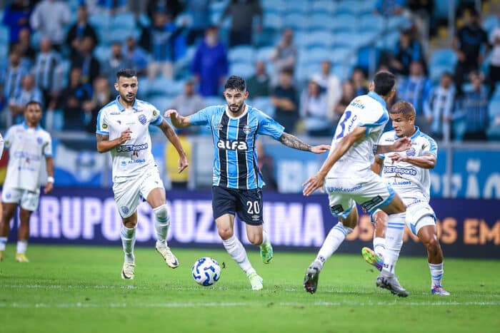 CBF afasta árbitro de Grêmio x CSA