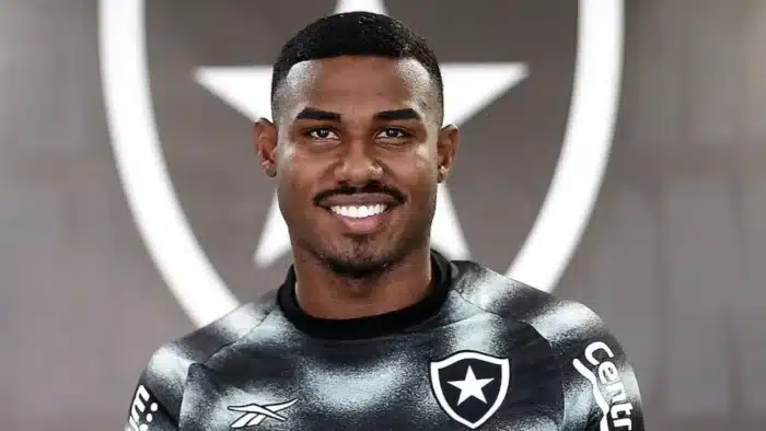 Botafogo recusa propostas por Cuiabano e define valor mínimo para negociação