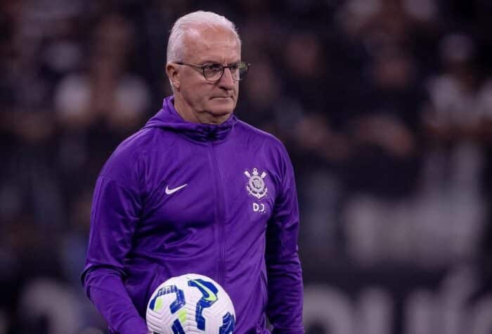 Dorival Júnior testa mudanças no Corinthians para enfrentar o Mirassol