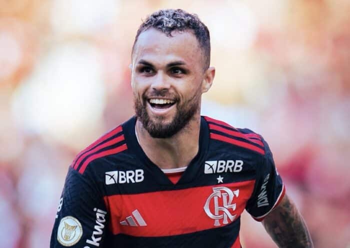 Michael pode deixar o Flamengo e voltar para o Oriente Médio