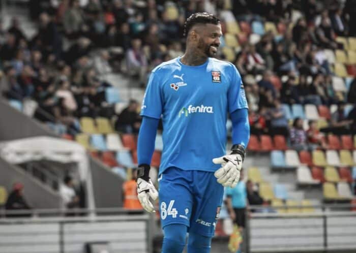 Lembra dele? Aos 41 anos, goleiro Felipe brilha na Europa e ultrapassa Rossi em ranking mundial