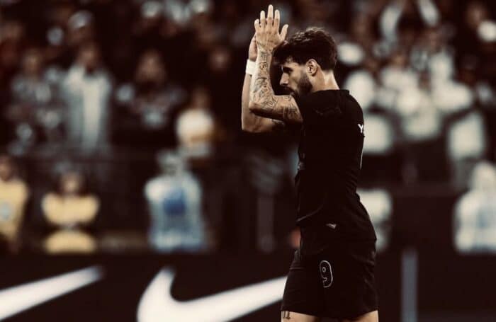 Yuri Alberto sente lesão e deve virar desfalque no Corinthians