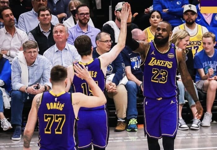 Lakers buscam a contratação de pivô do Hawks para reforçar o garrafão