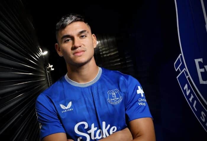 Everton acerta a compra de Carlos Alcaraz com o Flamengo; veja valores