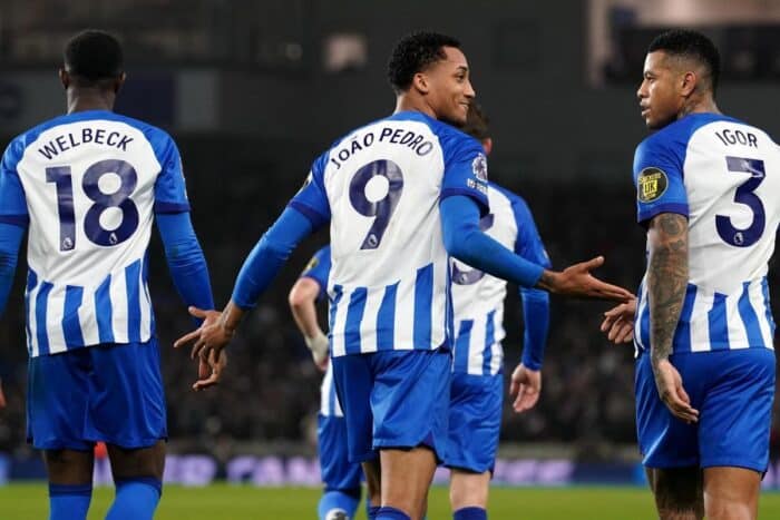 Atacante brasileiro interessa a gigantes da Premier League