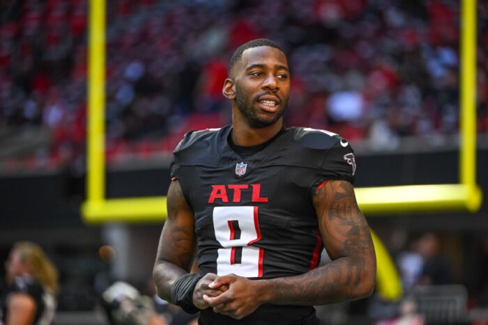 Equipes sondam Atlanta Falcons por Kyle Pitts