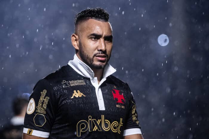 Payet negocia rescisão com o Vasco