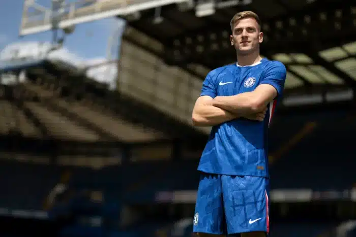 Chelsea contrata Liam Delap
