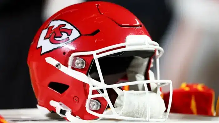 Ex-jogador e diretor processa o Kansas City Chiefs por discriminação racial