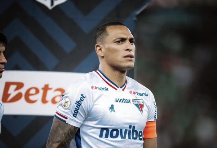 Titi acerta saída do Fortaleza rumo a clube da Série B