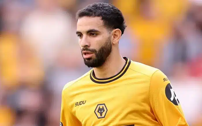 Manchester City paga R$ 256 milhões em lateral esquerdo do Wolverhampton