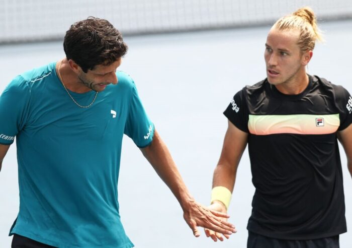 Marcelo Melo e Rafael Matos levam a melhor sobre Orlando Luz