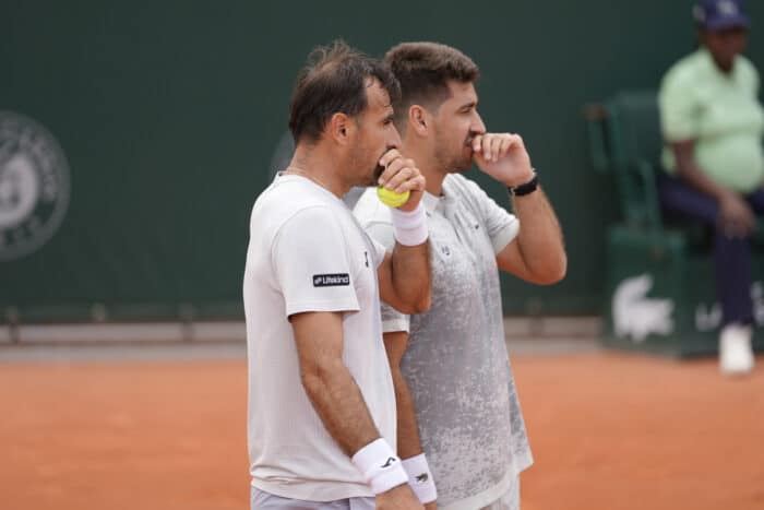 Orlando Luz leva a melhor sobre Romboli e está nas Quartas de Final de Roland Garros