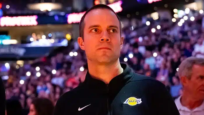 Phoenix Suns acerta com novo treinador