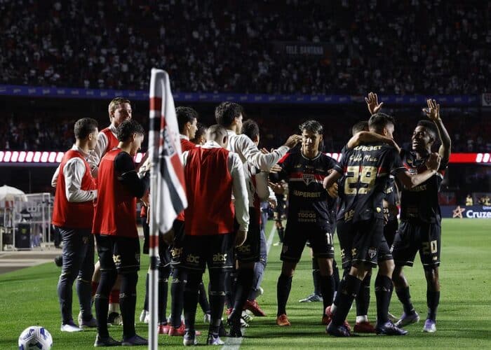 São Paulo paga dívida e anula transfer ban da FIFA