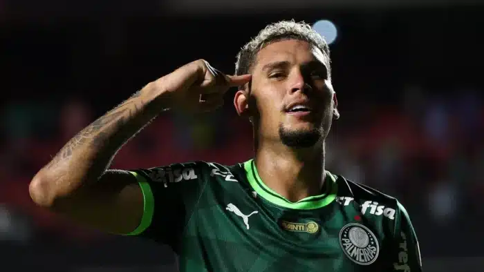 Fluminense negocia retorno de Rafael Navarro ao futebol brasileiro