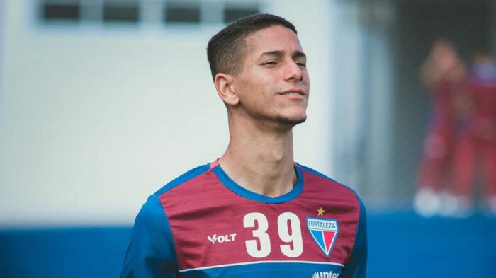 Olympiacos envia oferta de R$ 22 milhões por jogador do Fortaleza