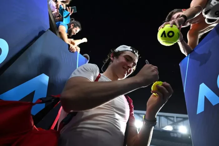 Novak Djokovic dá recado à torcida sobre João Fonseca