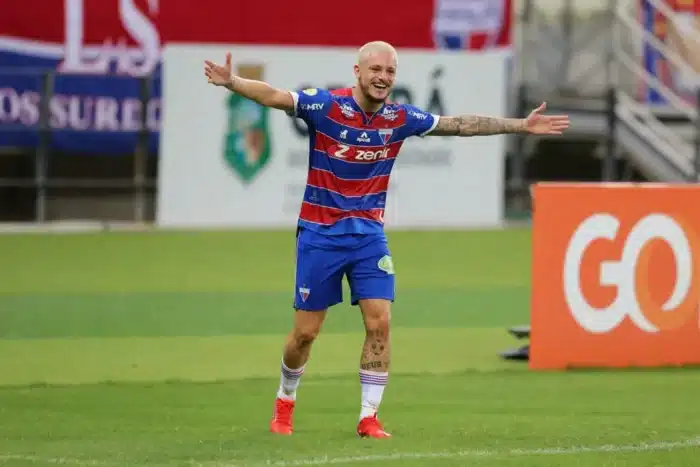 Lucas Crispim retorna ao Fortaleza