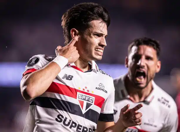 São Paulo está proibido pela FIFA de registrar novos jogadores
