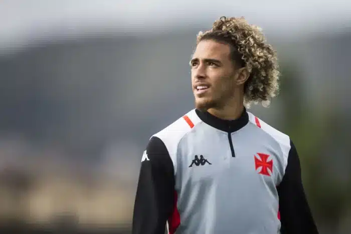 Vasco encaminha venda de Figueiredo ao Alverca