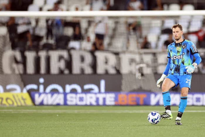 Neto não volta a jogar pelo Botafogo em 2025