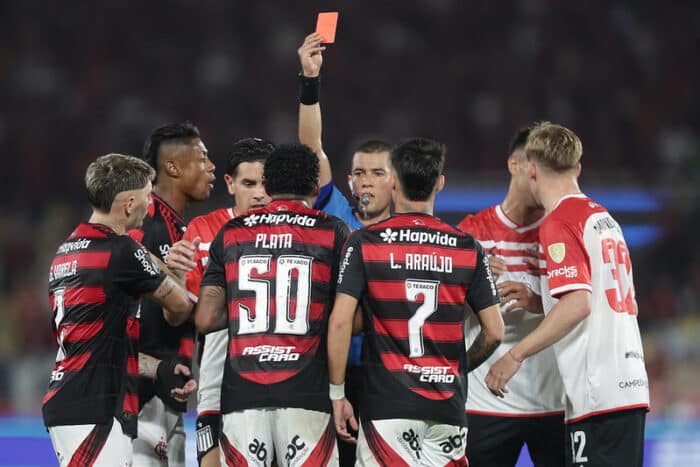 Conmebol anula expulsão de Gonzalo Plata