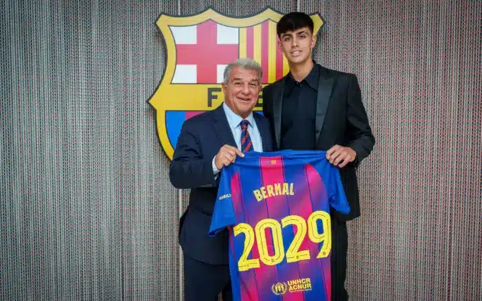 Barcelona coloca multa rescisória de R$ 3,1 bilhões em Marc Bernal