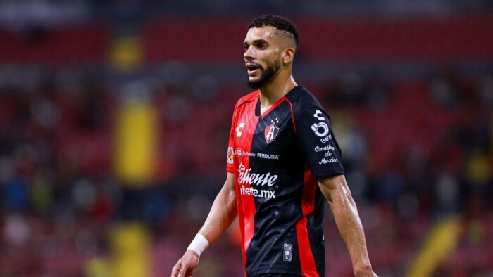 Santos negocia contratação por empréstimo de Dória, ex-Botafogo