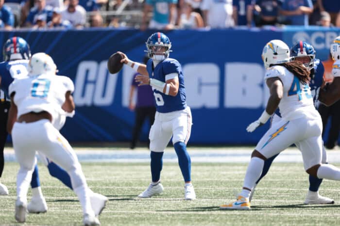 Malik Nabers tem lesão no joelho em primeira vitória do New York Giants