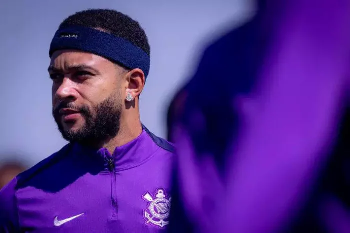 Memphis é ausência no Corinthians diante do Sport