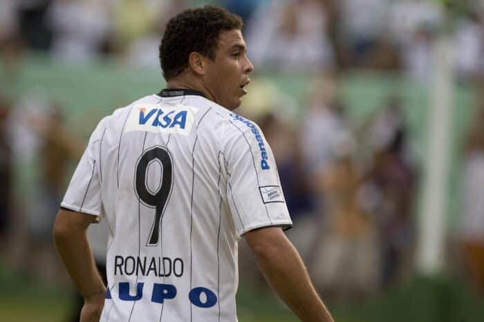 Ronaldo sugere SAF para o Corinthians, mas descarta investimento