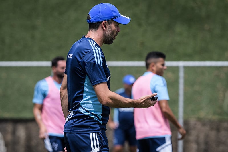 Internacional vai atrás de Paulo Pezzolano - Internacional