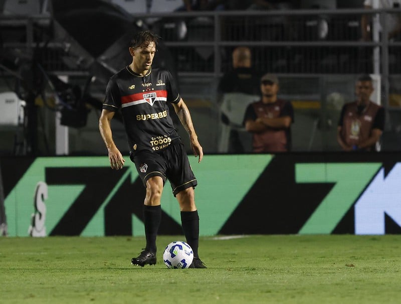Rafael Tolói segue fora no São Paulo - São Paulo