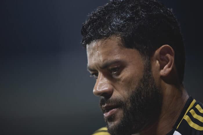 Presidente do Atlético Mineiro confirma permanência de Hulk