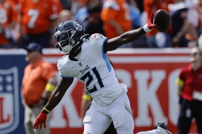 Titans acertam troca de Roger McCreary para os Rams