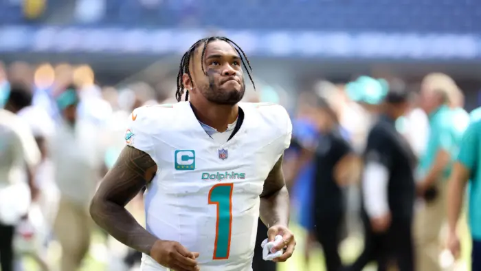 Mike McDaniel mantém Tua Tagovailoa como titular - NFL